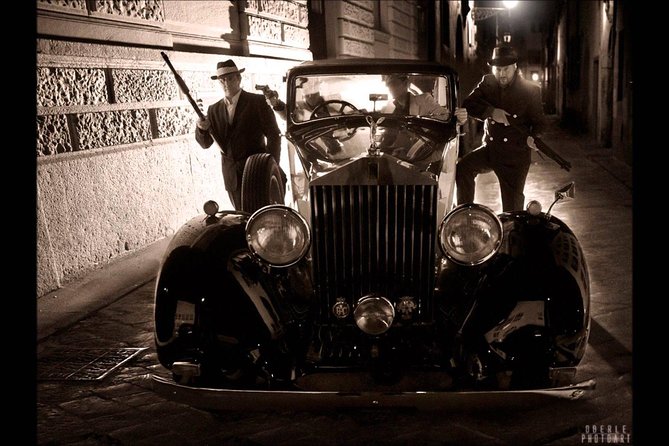 NYC Private Mafia Tour by Luxury Vehicle - Little Italy: the mob haunts you can still picture