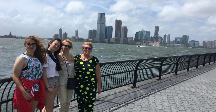 NYC: Private Personalized Tour with Driver and Guide - Private car, custom route: how this tour actually works
