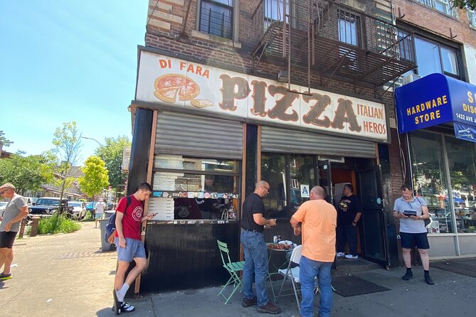 NYC Private Walking Tour: Local Insights, History & Food - Logistics That Actually Affect Your Comfort