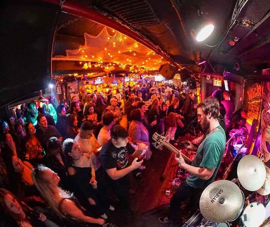NYC Pub Crawl Experience - Key points to know before you go