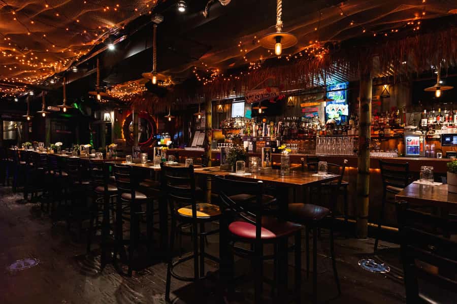 NYC Pub Crawl Experience - Practical Tips to Enjoy It More