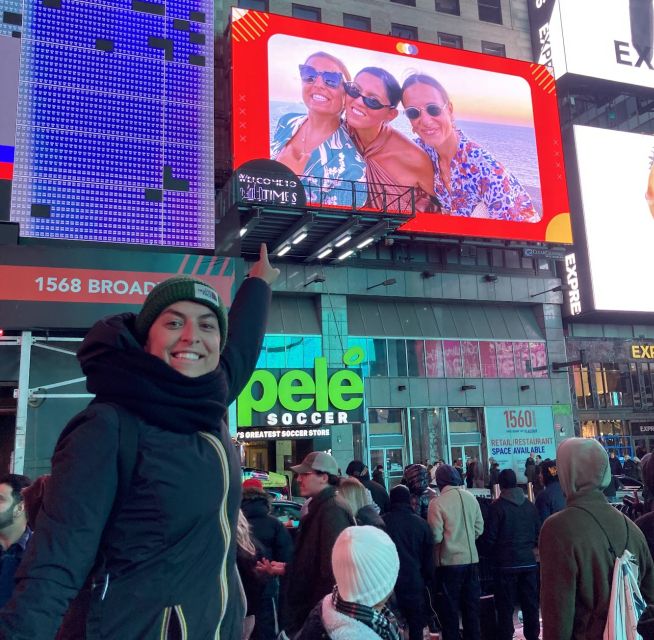 NYC: See Yourself on a Times Square Billboard for 24 Hours - How the 24-Hour Display Works (and Why 15 Seconds Still Feels Big)