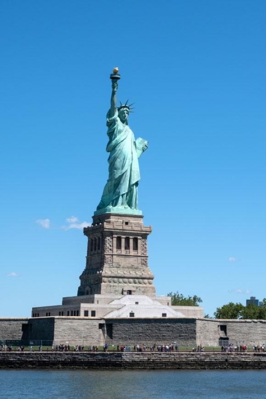 NYC: Sightseeing Day Trip with Statue of Liberty Visit - How the Day Flows: Timing, Transfers, and Photo Stops