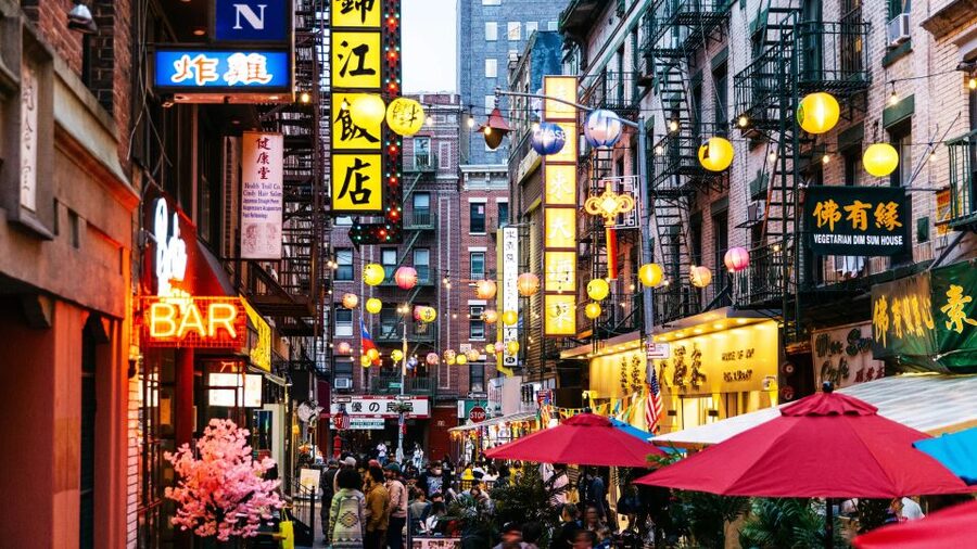 NYC: SoHo, Little Italy, and Chinatown Guided Tour - Meeting at Warren Street & Broadway, right by City Hall
