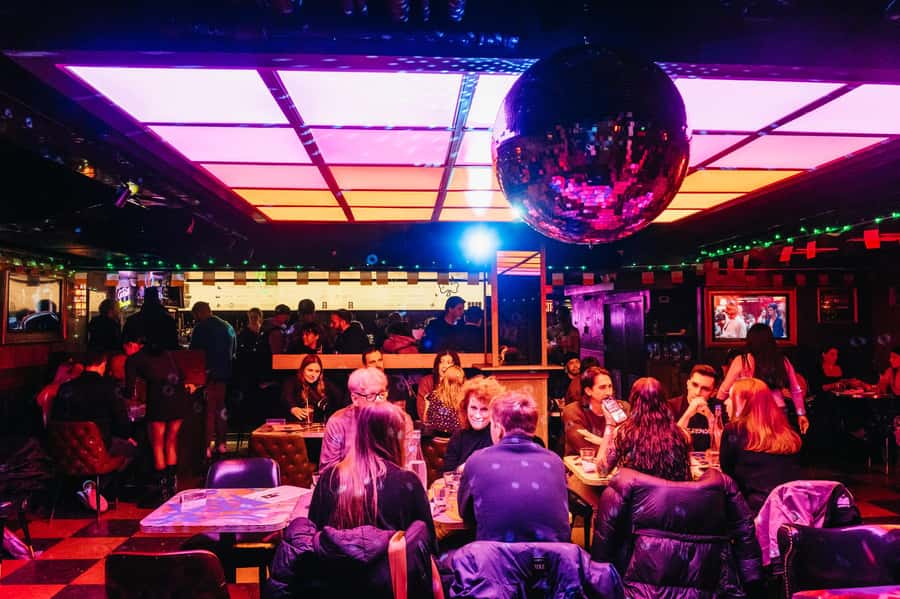 NYC: Speakeasy Drinks and Prohibition History Tour - Your Guide Drives the Night (And the Stories Sound Specific)