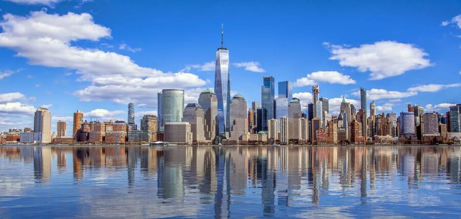NYC: Starship Landmark 90 Minute Sightseeing Cruise - Lower Manhattan and the bridge run: Brooklyn Bridge and Manhattan Bridge views