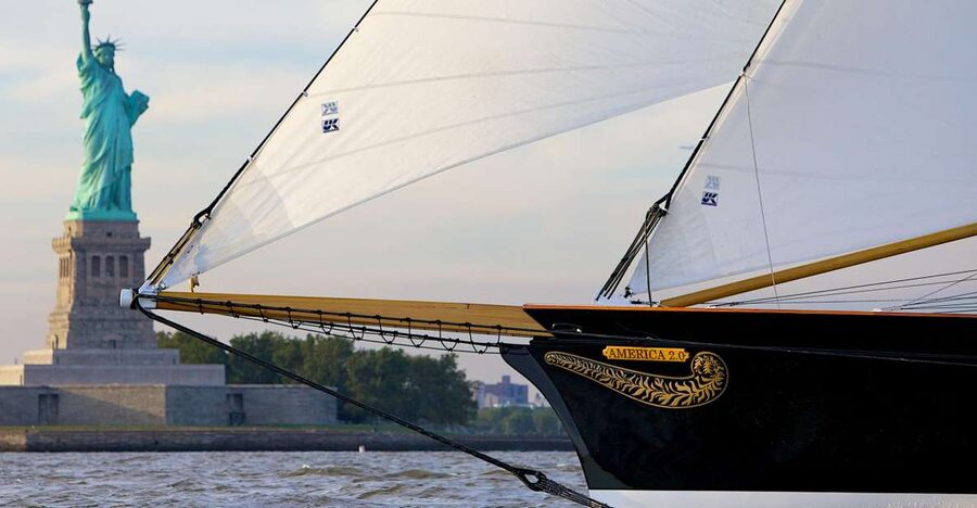NYC: Statue of Liberty Cruise aboard a Classic Sailboat - Tips to get the best photos and the most relaxing ride