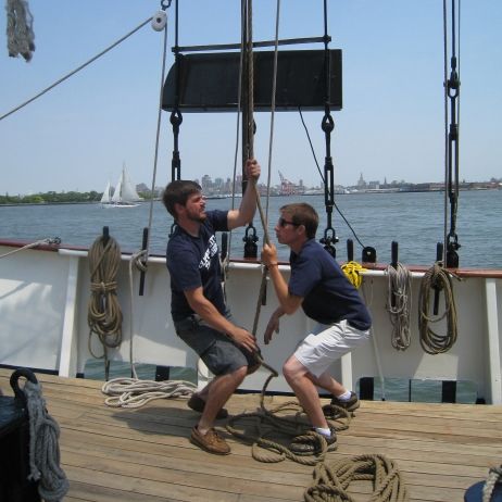 NYC: Statue of Liberty Day Sail with Onboard Bar - Timing, Night Views, Weather, and Why the Crew Matters