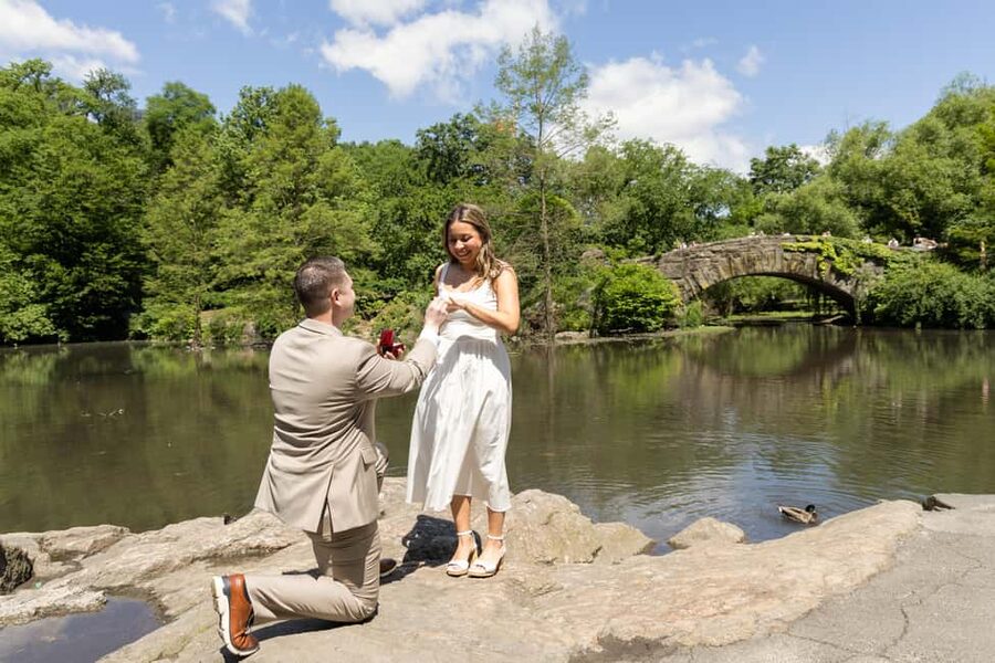 NYC: Surprise Proposal Photoshoot - Capture the Yes Forever - Key Things You Should Know Before Booking