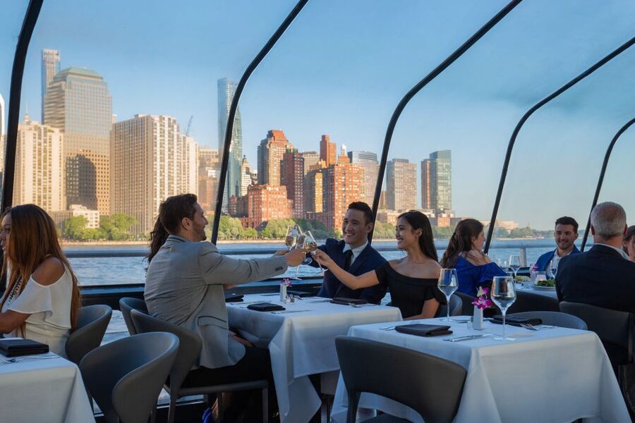 NYC: Thanksgiving Gourmet Lunch or Dinner Harbor Cruise - Live Music, Bars, and the Dance Floor Reality Check