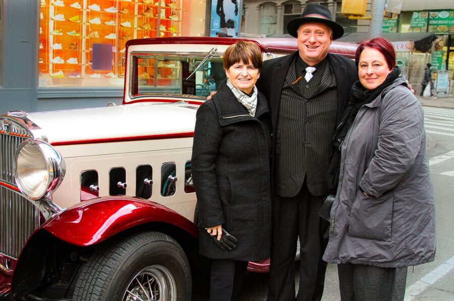NYC: Vintage Car Midtown Manhattan Tour - Little Italy and Mulberry Street: where the vibe turns more grounded