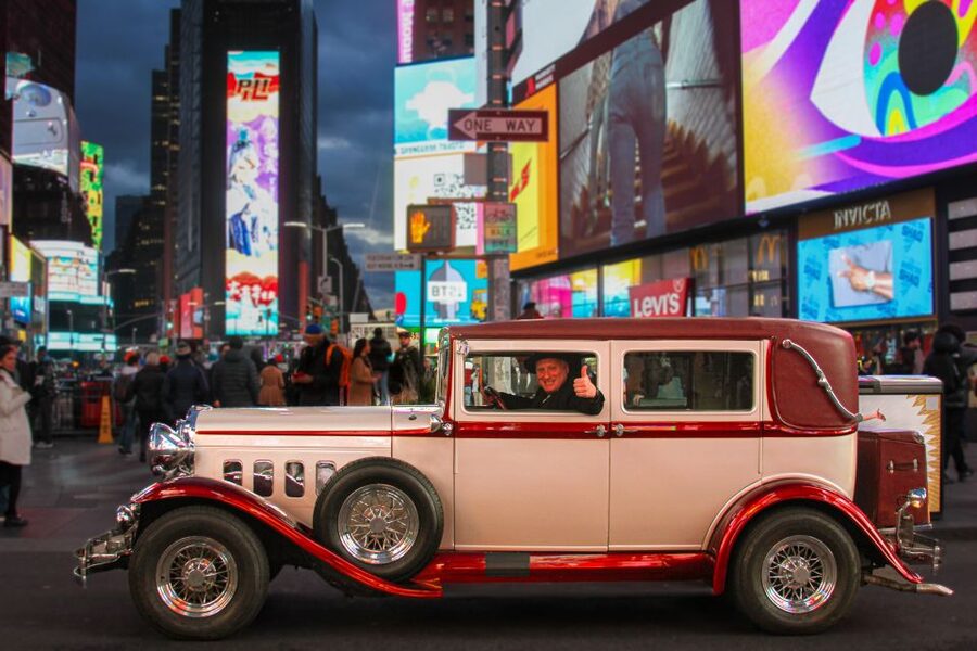 NYC: Vintage Car Midtown Manhattan Tour - Times Square to Bryant Park: neon energy, then calmer Midtown angles