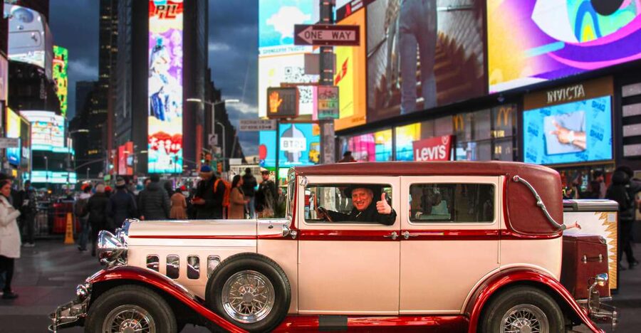 NYC: Vintage Car Night Tour - What you’re really paying for: $150 for a story-driven ride