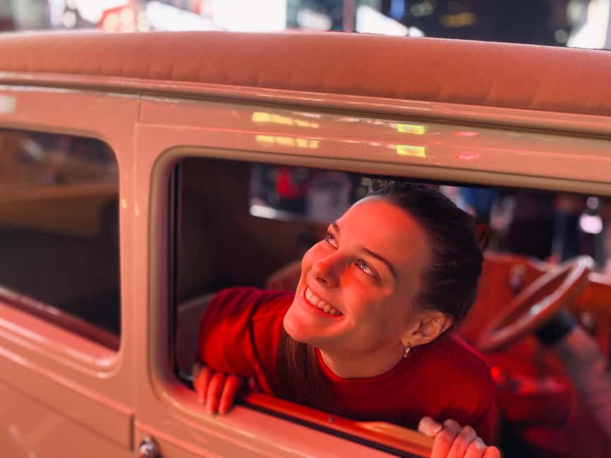 NYC: Vintage Car Night Tour - Central Park Cafe pickup and the small-group feel (max 4)