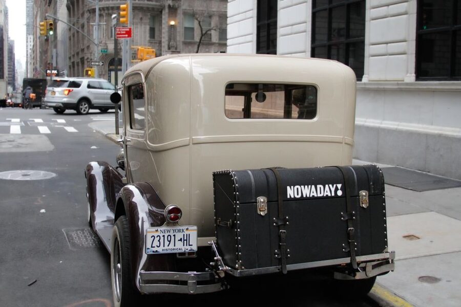 NYC: Vintage Wine Tasting and Classic Car Combo Tour - Price and value: $175 for 2 hours of curated fun