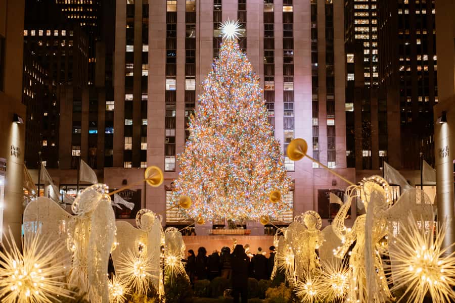 NYC: VIP Rockefeller Center Tour with Observation Deck Entry - VIP Lounge meet-up at Rockefeller Center’s 52 W 50th Street address