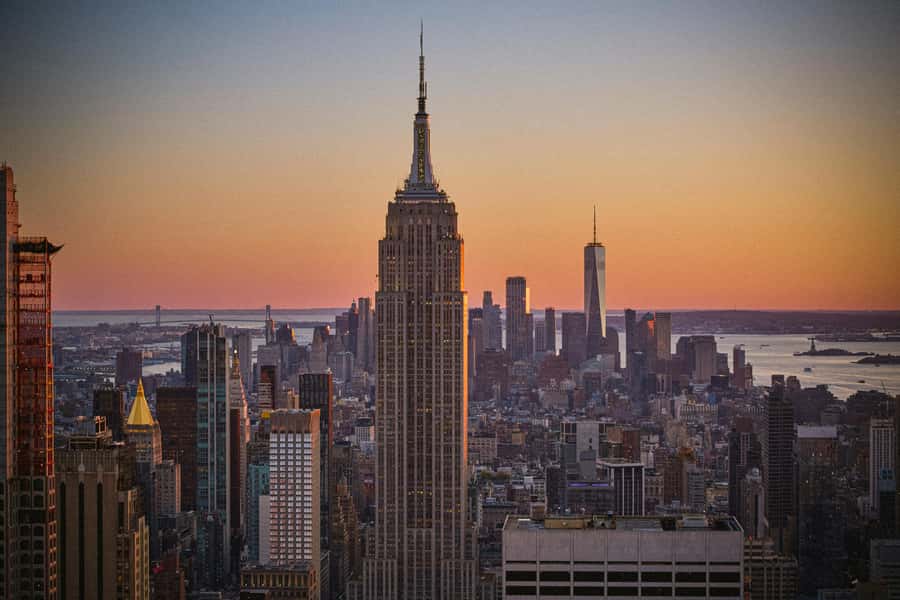 NYC: VIP Rockefeller Center Tour with Observation Deck Entry - Skylift: open-air revolving views above 30 Rock