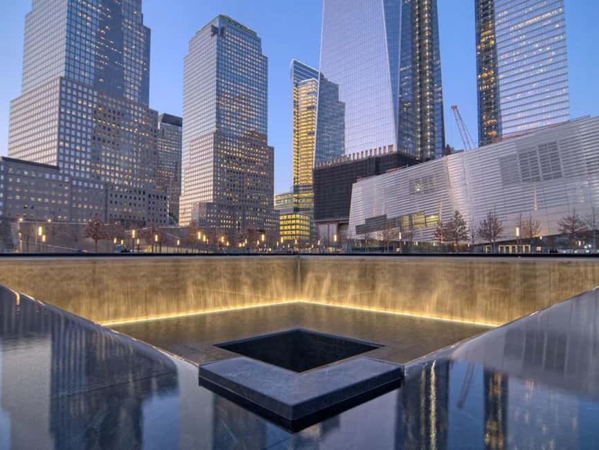 NYC: Visit Museum of Modern Art & 3hr Manhattan Walking Tour - City Hall, Courthouses, and Mafia-Era Storytelling