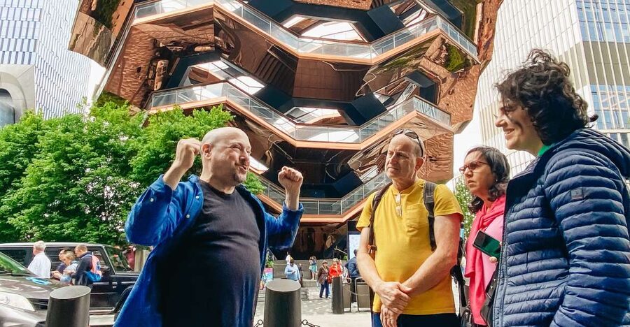 NYC: Walking Tour with Local Guide and 30+ Top NYC Sights - Who this tour suits best (and who should think twice)