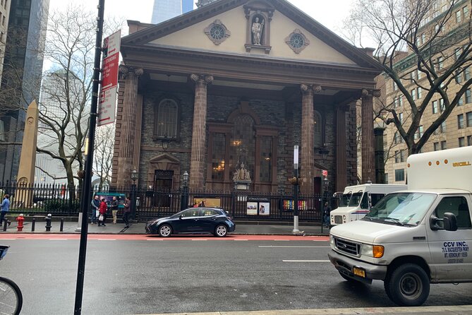 Original Ground Zero Walking Tour in New York - St. Paul’s Chapel: the refuge story across the street