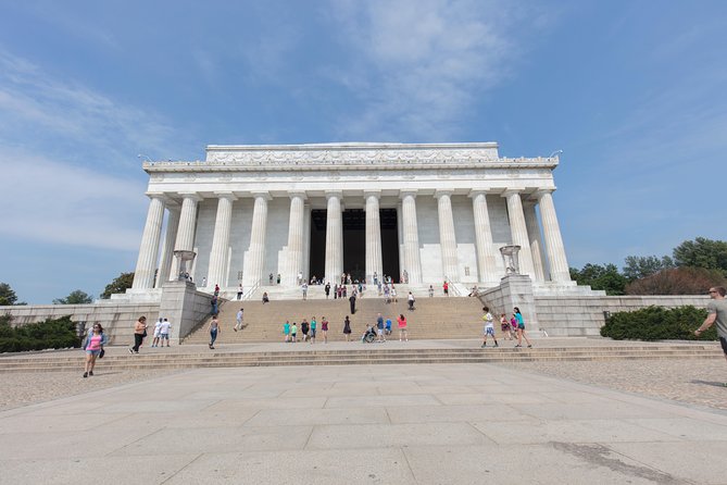Philadelphia, Washington DC & Amish Country, 2-Days from NYC - Capitol Hill and White House area: government icons in quick hits