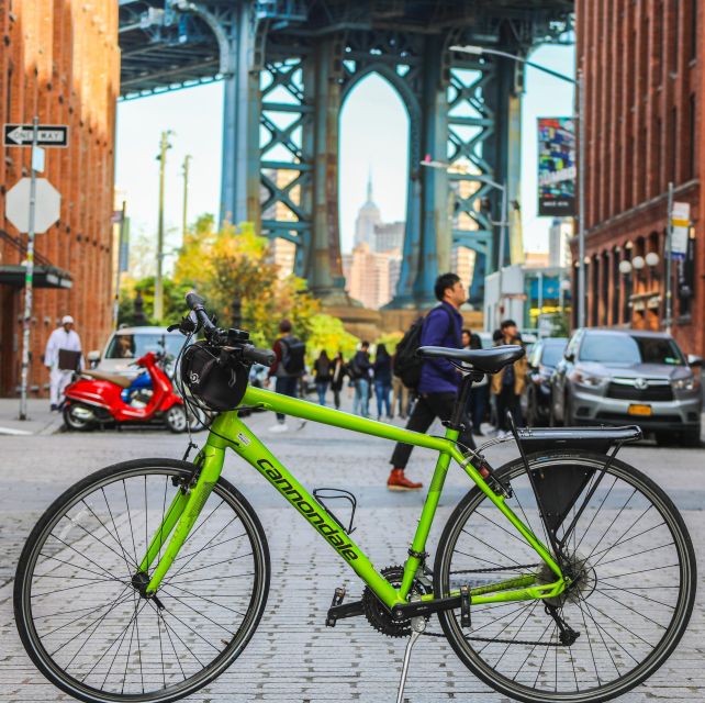 Private Brooklyn Bridge Bike Tour - From 79 Chambers St to the City Hall area: warming up without wasting time