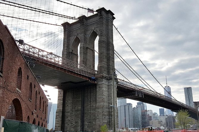 Private Brooklyn Walking Tour: Brooklyn Bridge DUMBO and Brooklyn Heights - Meeting at Greenwich St and Ending Where You Want