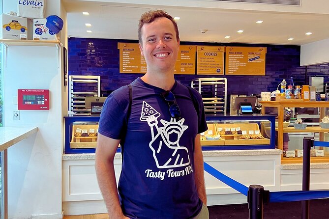 Private Food Tour in the Upper West Side | Tasty Tours NYC - Broad Nosh Bagels: the carb start that sets the tone
