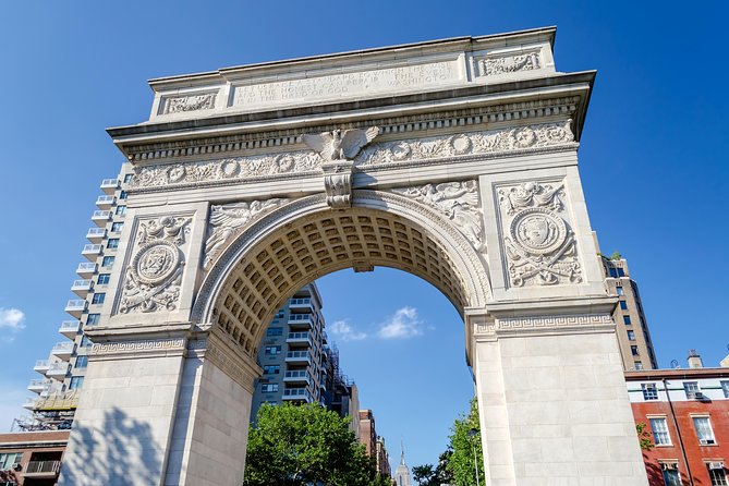 Private Greenwich Village Tour - Finding the Walk: Waverly Diner start and Hess Triangle finish