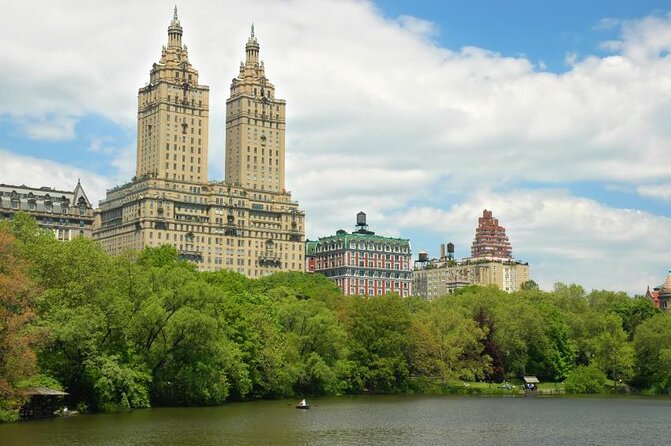 Private Guided Tour Of The Upper West Side - Private Upper West Side With Gary: What Makes It Work