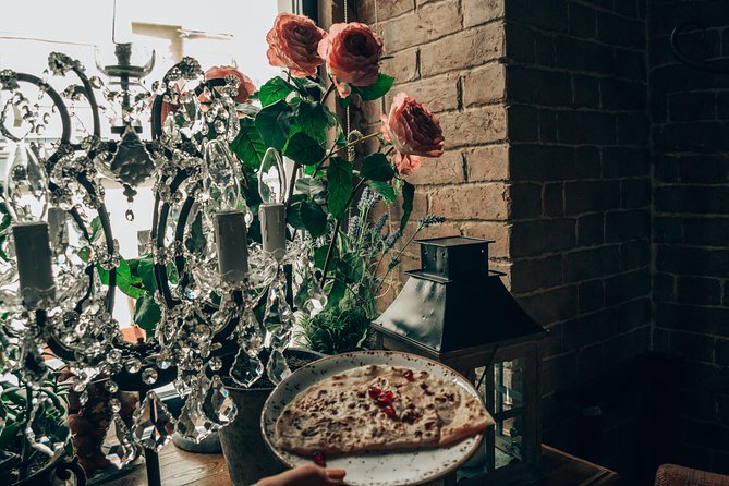 Private New York City Food Tour of East Village and Greenwich Village - Your tastings: options at classic counters, then a real Italian lunch