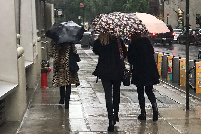 Private New York City Vintage + Secondhand Shopping Day - How a 3-Hour Vintage Day Gets You More Style Per Block