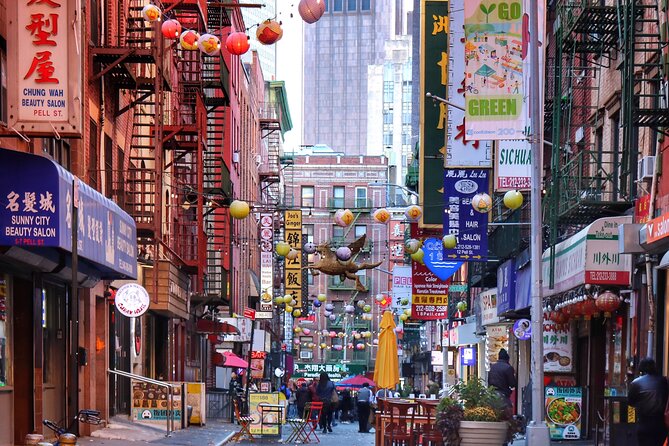 Private NEW YORK CITY Walking Tour - Enjoy NYC Like A Local - SoHo and Greenwich Village: Architecture, Side Streets, and a Coffee Option