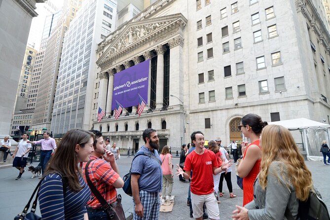 Private New York Tour: Footsteps of Alexander Hamilton - Wall Street: The Dutch Wall Under Your Feet