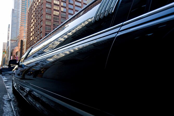 Private NYC tour by stretch limousine, choose 3 or 5-hour options - The stretch-limo advantage in New York