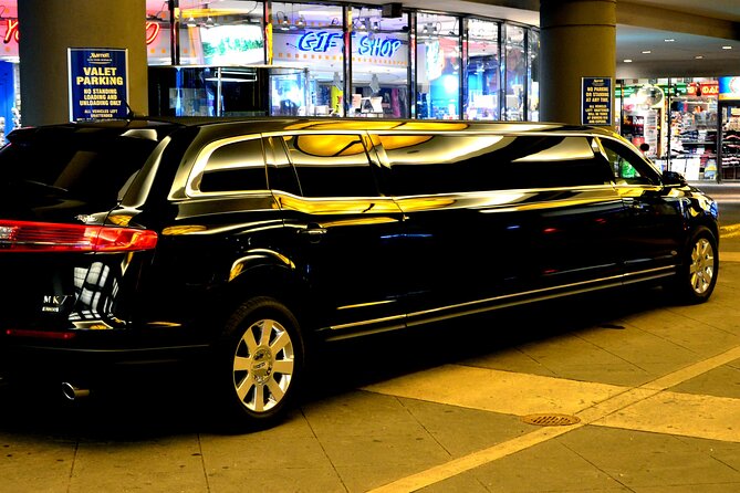 Private NYC tour by stretch limousine, choose 3 or 5-hour options - Price, value, and the seat math that matters