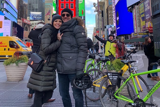 Private NYC Walking or Biking tour in German - Flexible neighborhood time: from SoHo and Tribeca to Wall Street and beyond