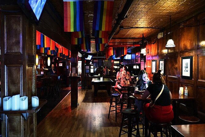 Private Pub Crawl with a Local - Marie’s Crisis: sing-along Broadway piano bar with an included drink