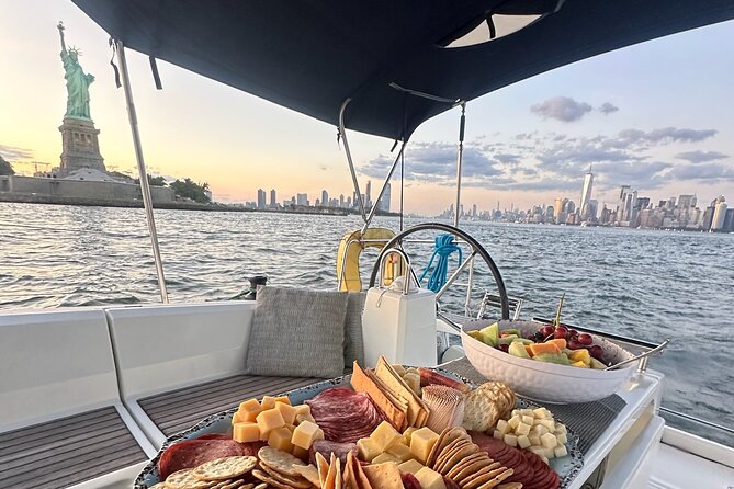Private Sailboat Guided Tour of New York City - Jersey City skyline: why the second skyline hits differently