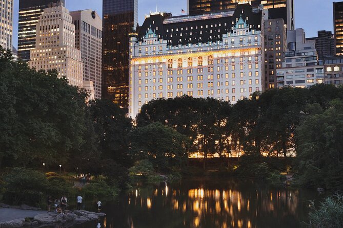 Private Sex and The City Tour in New York with Movie Scenes from famous TV show - A $157 private Sex and the City tour: what you’re really paying for