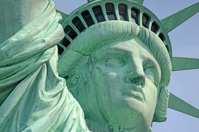 Private Statue of Liberty and Ellis Island Tour - Private Statue of Liberty and Ellis Island Tour: what makes it worth the extra cost