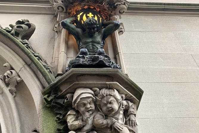 Private Walking Tour: 5th Avenue and the Gilded Age Mansions - Art with survivor stories: modern German and Austrian collection themes