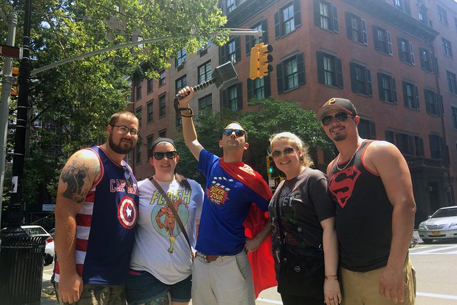 Public Super Tour of NYC: Heroes, Comics and More! - Where you meet (and how the coach experience works)