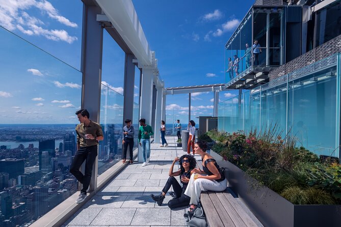 Race to the Sky: NYC Architecture Tour With SUMMIT One Ticket - Weather, pace, and what to wear for a smooth day