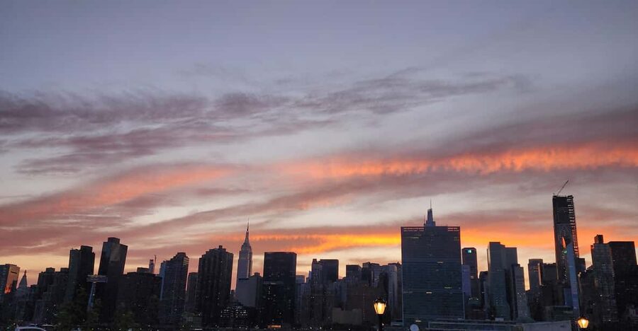 Run, Eat, Explore: NYC's Food & Fitness Adventure - The Reservoir (Dog) loop to Papaya King: Central Park views with skyline energy