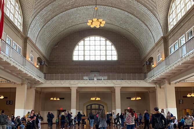 Secrets of the Statue of Liberty and Ellis Island Guided Tour - Ellis Island Immigration Museum: The Stories Behind the Names