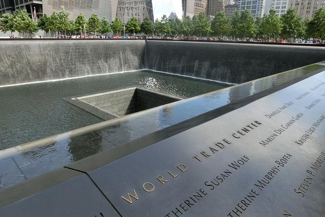 See 30 Top New York Sights! Fun Local Guide! (Kids Free!) - How Much Walking Is It, and Who Should Book?