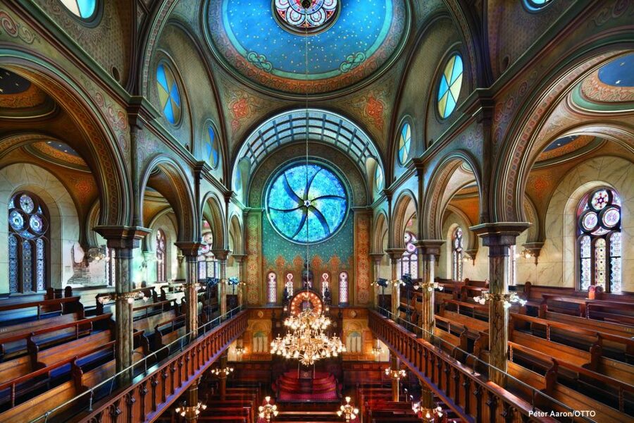 Self-Guided Tour of the Museum at Eldridge Street - Moorish Revival Architecture and the Stained Glass Showpiece