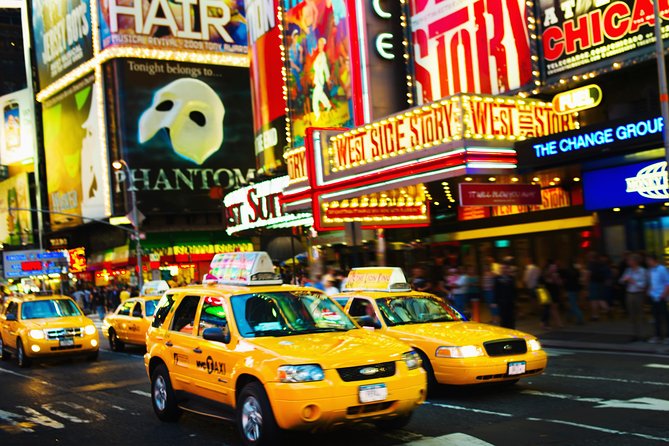 Small-Group Broadway Theater District and Times Square Walking Tour - From the Majestic Theatre to the Gershwin: Your 2-Hour Walk
