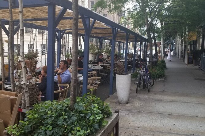 Snack Attack NYC: Text Message-Guided Private Food Walking Tour - Museum of Ice Cream: the optional 1-hour splurge (and what to expect)